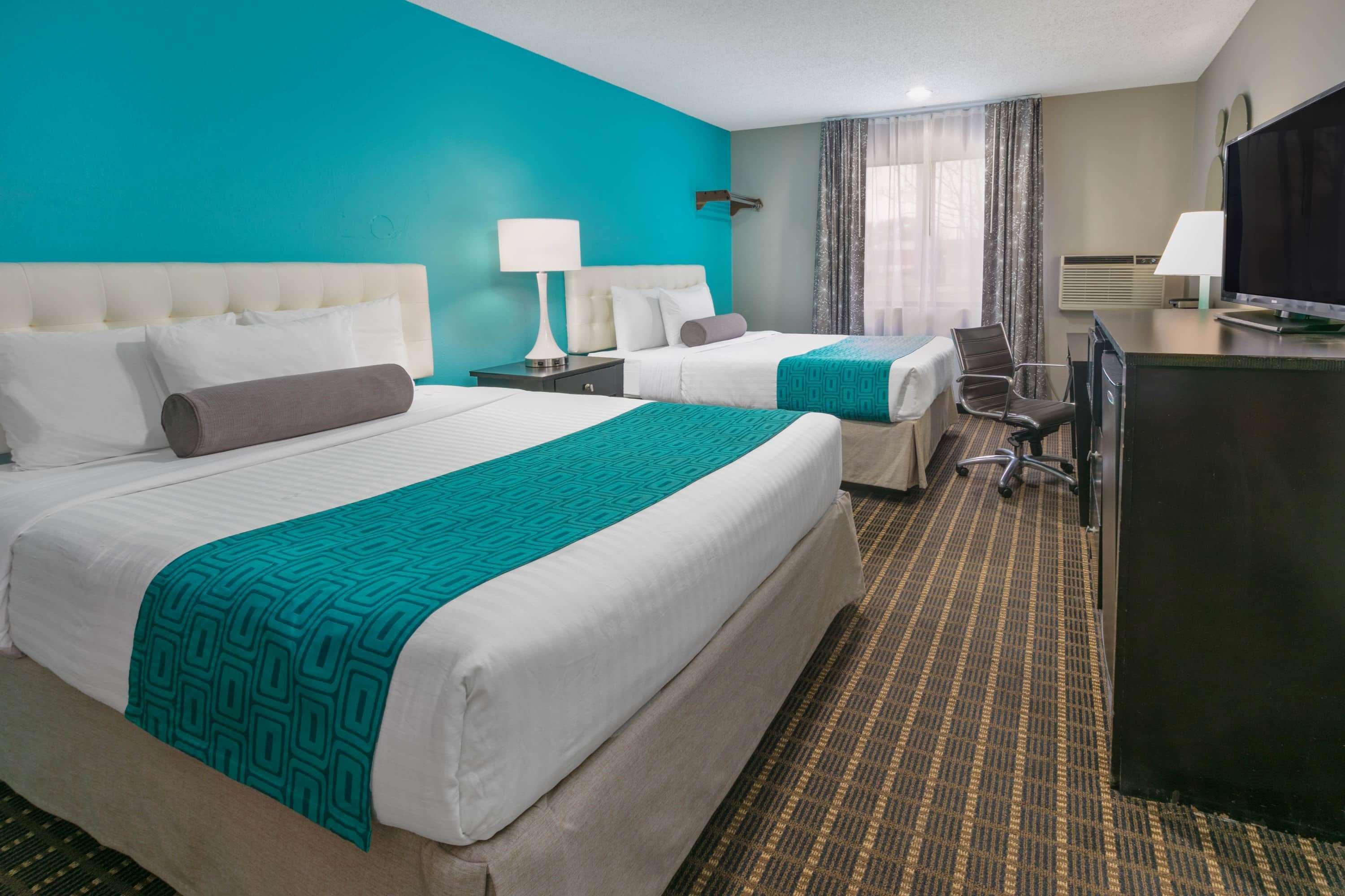 โฮเวอร์ด จอห์นสัน บาย วินด์แฮม นิวบรันเฟลส์ Hotel นิวบราวน์เฟลส์ ภายนอก รูปภาพ
